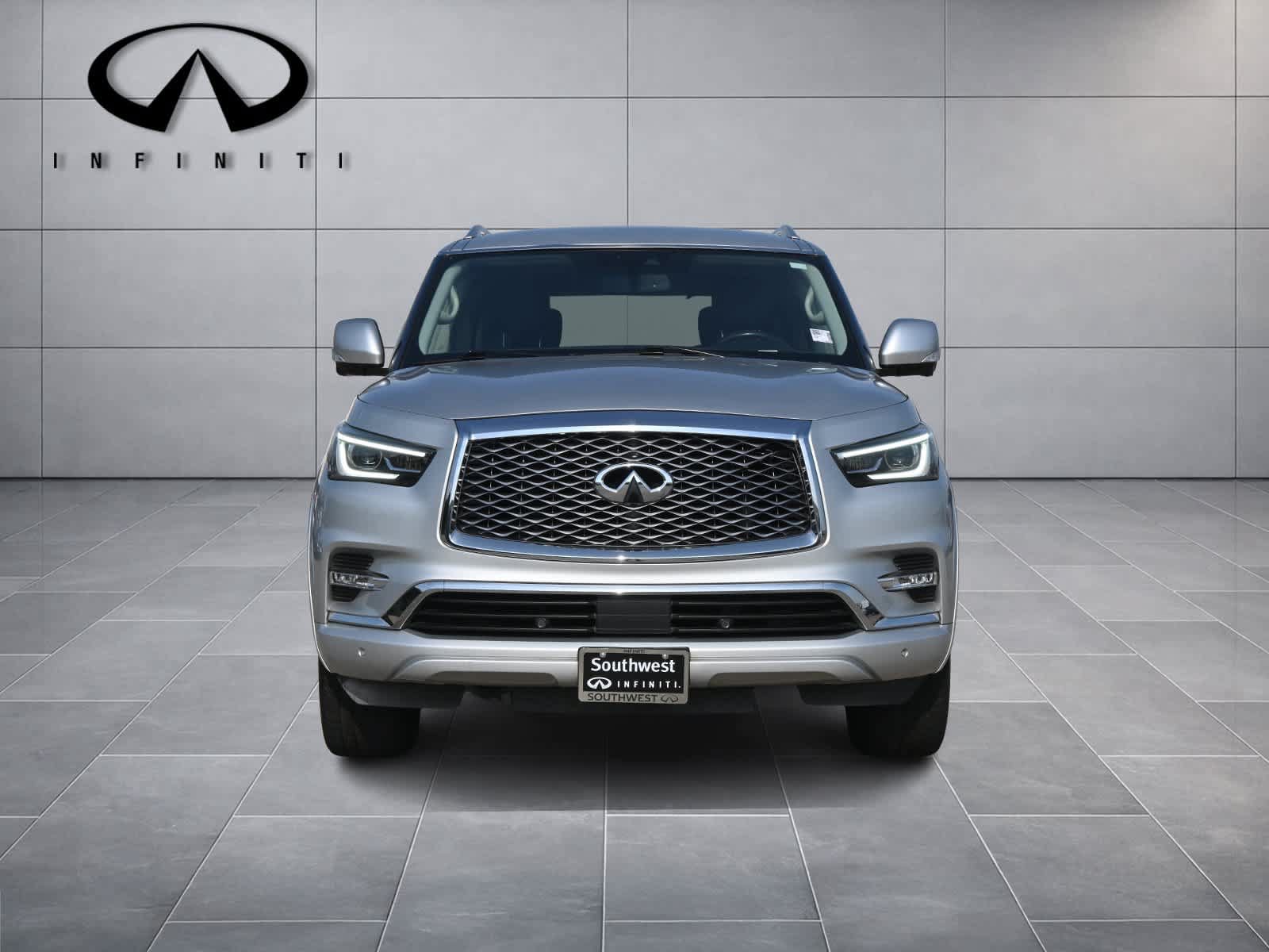 Used 2019 INFINITI QX80 Luxe w/ Proassist Package RWD image 2