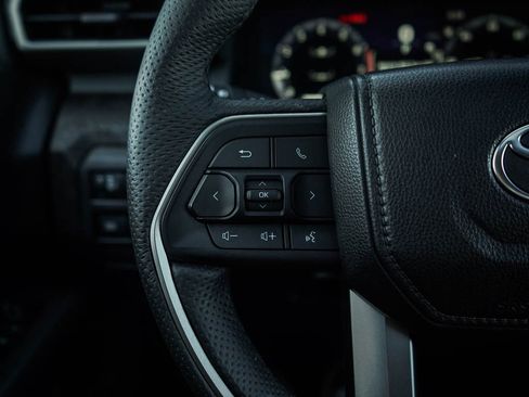 New 2024 Toyota Tacoma Limited AWD/4WD image 19
