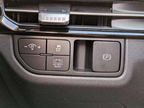 New 2026 Kia Sportage LX FWD image 26