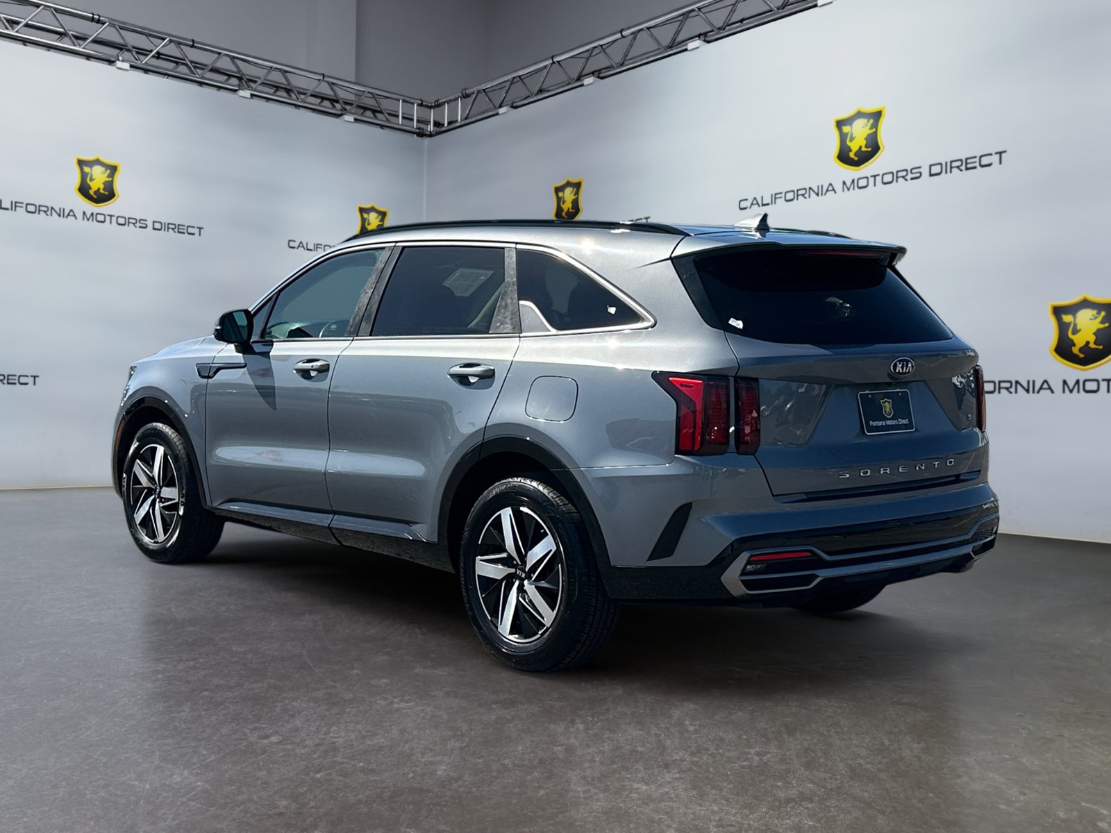 Used 2021 Kia Sorento S FWD image 3