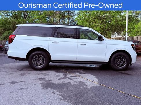 Used 2025 Ford Expedition Max Active AWD/4WD image 9