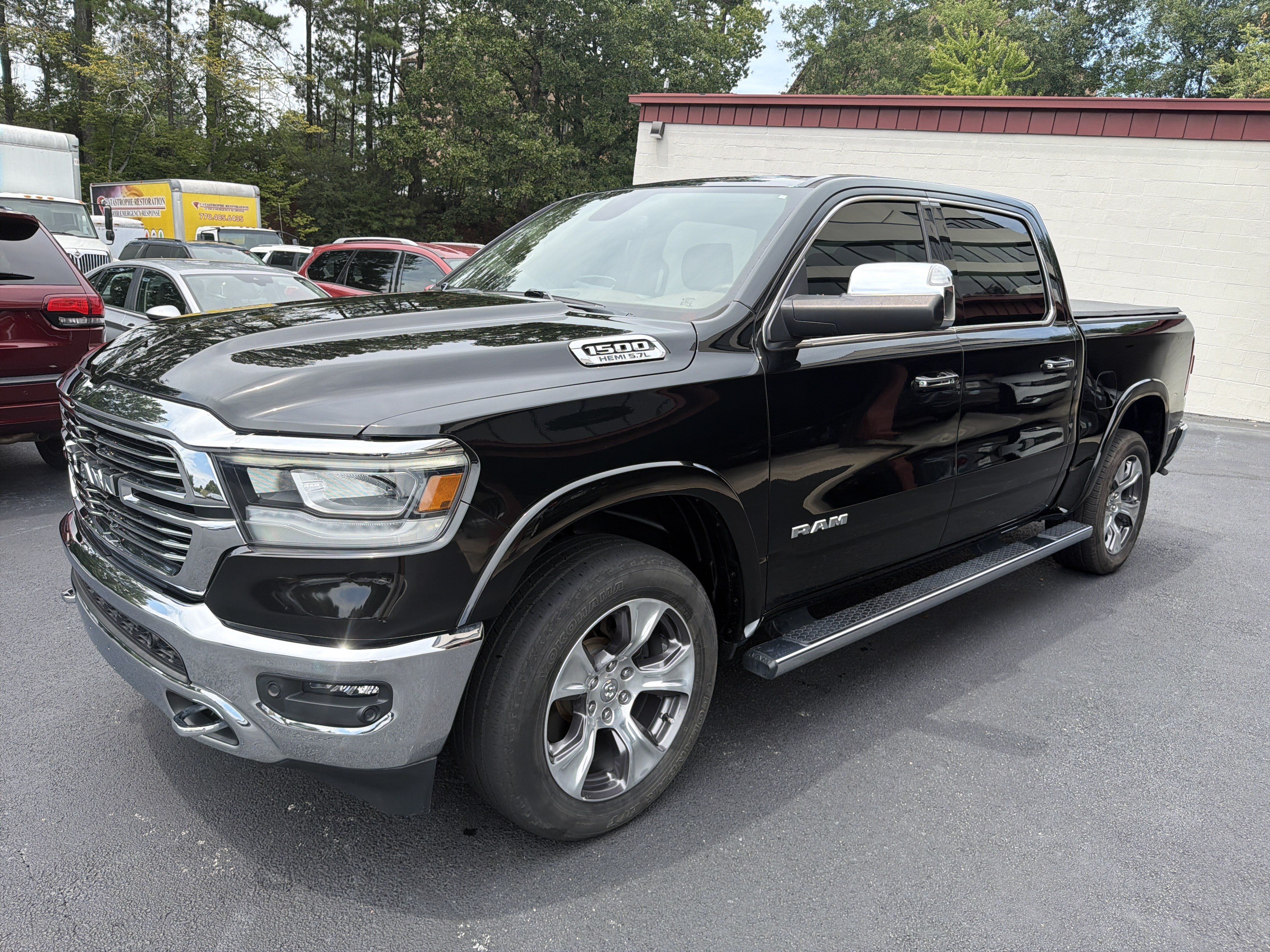 Used 2020 RAM 1500 Laramie AWD/4WD image 3