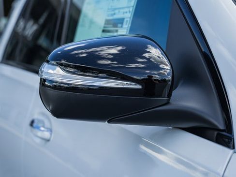 New 2026 Mercedes-Benz GLE 450 4MATIC image 14