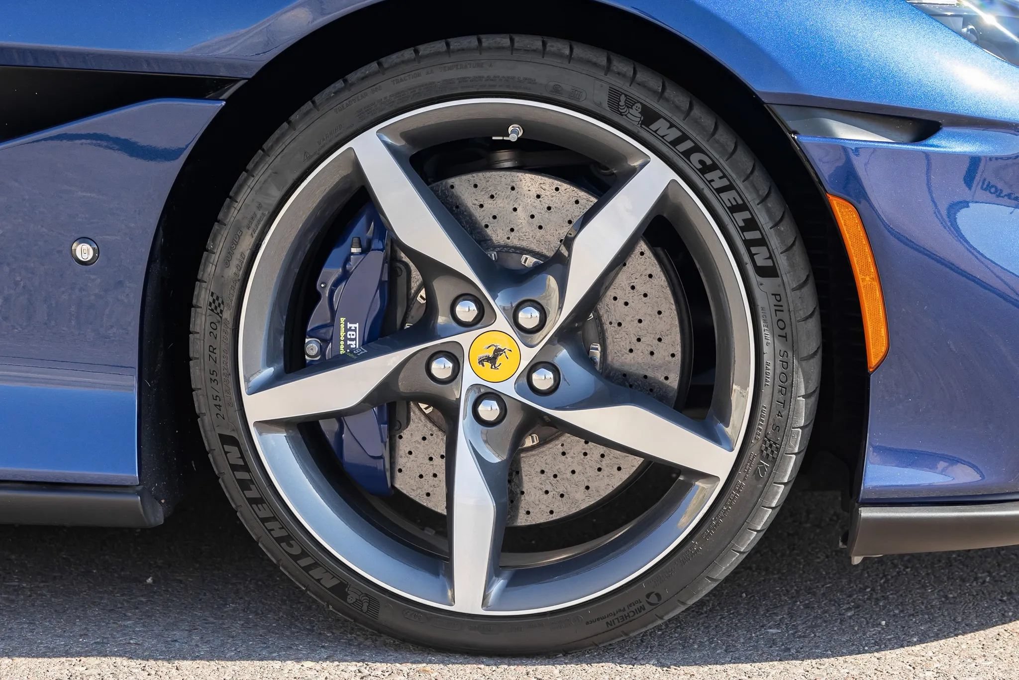 Used 2023 Ferrari Portofino M RWD image 21