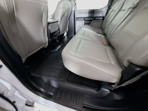 Used 2018 Ford F550 4x4 Crew Cab Super Duty image 22