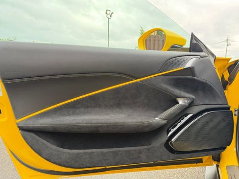 Used 2022 Ferrari Roma RWD image 10