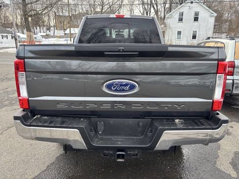Used 2019 Ford F250 XL w/ STX Appearance Package image 4
