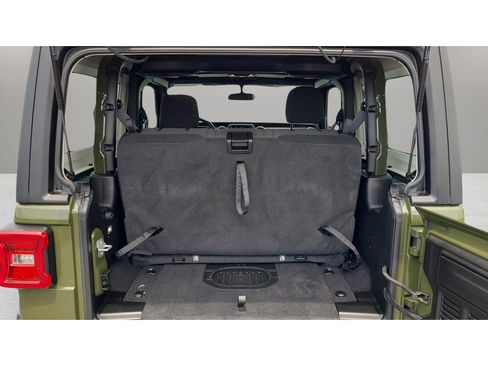 Used 2021 Jeep Wrangler Sport AWD/4WD image 27