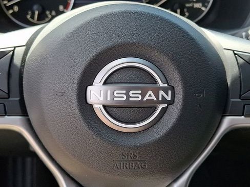 Used 2024 Nissan Altima 2.5 SV image 21