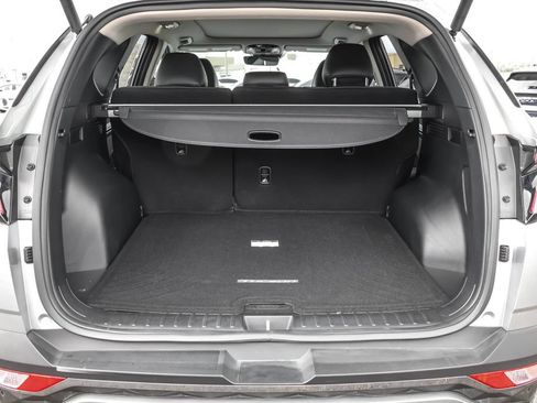 Used 2023 Hyundai Tucson Limited AWD/4WD image 32