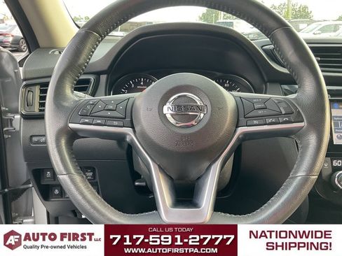 Used 2017 Nissan Rogue SV w/ SV Premium Package AWD/4WD image 20