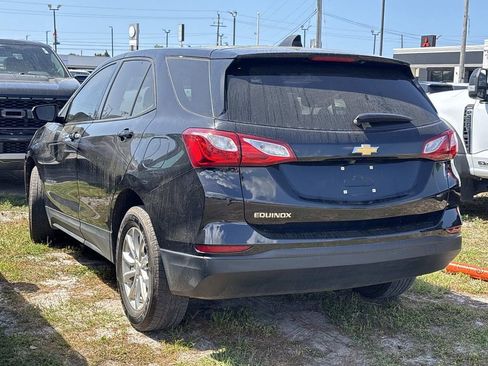Used 2019 Chevrolet Equinox LS w/ LS Convenience Package image 5