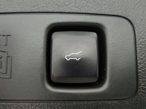 Used 2022 Lincoln Corsair AWD w/ Premium Package image 34