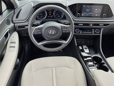 Certified 2022 Hyundai Sonata SEL image 13