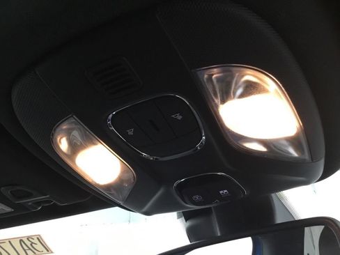 Used 2023 Jeep Compass Limited w/ Sun and Sound Group AWD/4WD image 30