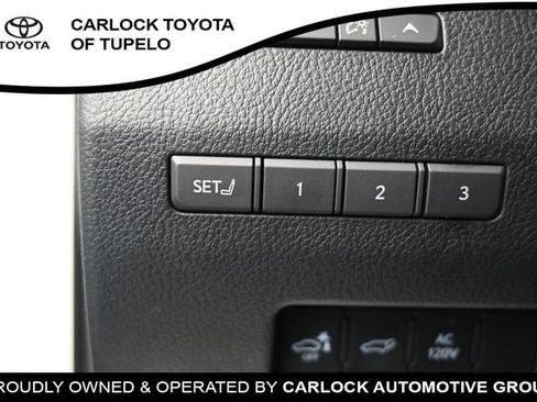 Used 2024 Lexus GX 550 w/ Accessory Package (Z1) AWD/4WD image 32