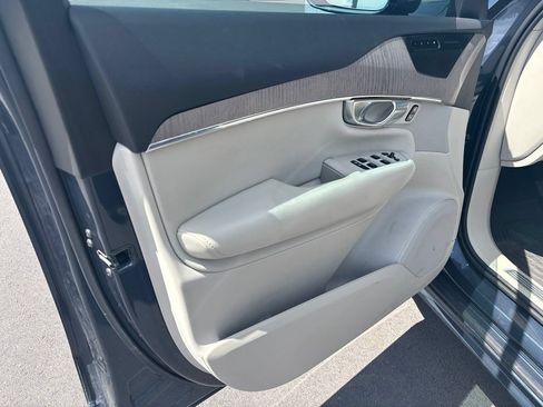 Used 2024 Volvo XC90 B6 Plus w/ Protection Package Premier AWD/4WD image 10