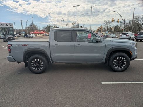 Used 2024 Nissan Frontier PRO-4X w/ Technology Package image 4