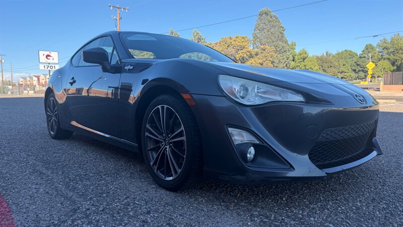 Used 2014 Scion FR-S RWD image 1