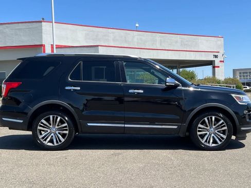 Used 2018 Ford Explorer Platinum AWD/4WD image 6