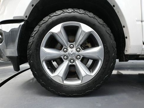 Used 2020 RAM 1500 Limited image 17