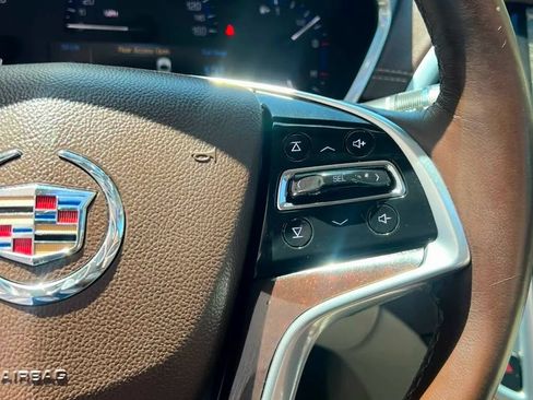 Used 2014 Cadillac SRX Luxury FWD image 25