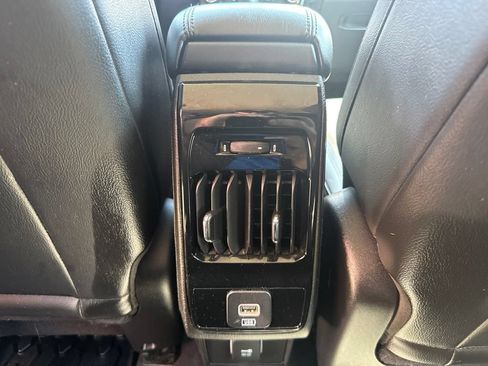 Used 2022 Jeep Compass Latitude AWD/4WD image 54