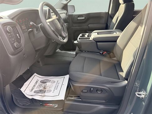 New 2026 Chevrolet Silverado 1500 Custom Trail Boss w/ LPO, Dark Essentials Package image 15