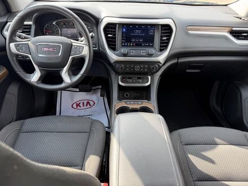 Used 2021 GMC Acadia SLE FWD image 9