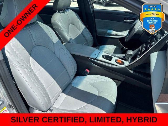 Certified 2019 Toyota Avalon Limited w/ Advanced Safety Package FWD image 13
