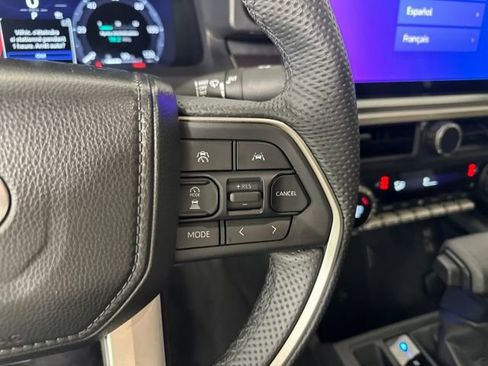 Used 2024 Toyota Tacoma TRD Off-Road image 16