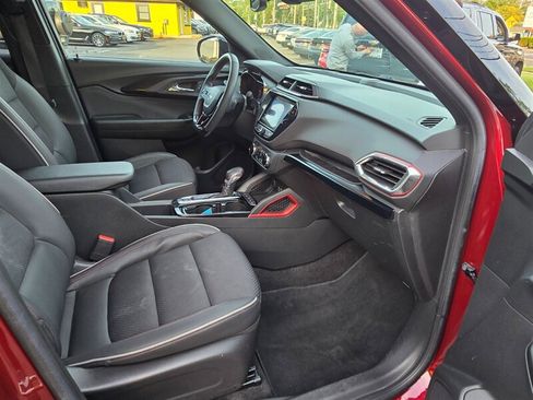 Used 2023 Chevrolet TrailBlazer RS w/ Convenience Package AWD/4WD image 11