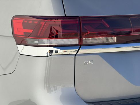 New 2026 Volkswagen Atlas SE image 7