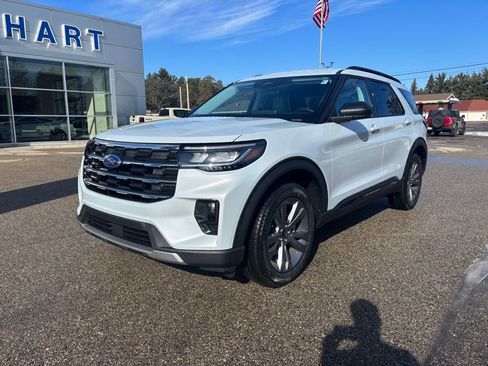 Used 2026 Ford Explorer Active w/ Active Comfort Package AWD/4WD image 7