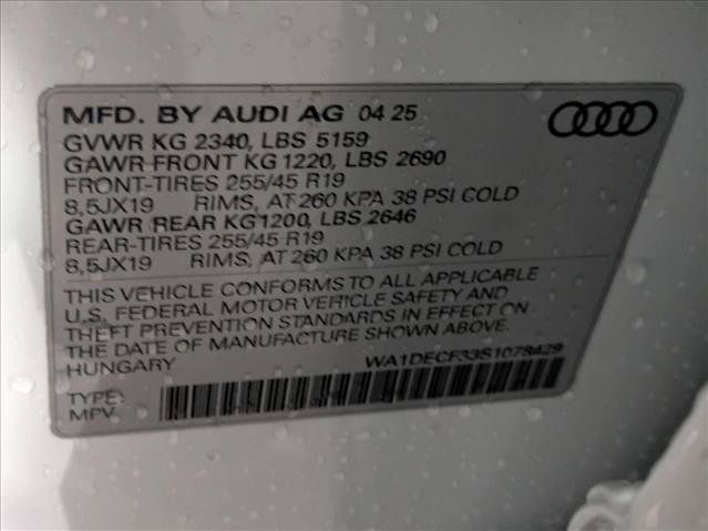 Used 2025 Audi Q3 2.0T Premium w/ Black Optic Sport Package AWD/4WD image 19