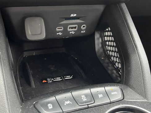 Used 2023 Chevrolet TrailBlazer ACTIV w/ Sun and Liftgate Package AWD/4WD image 10