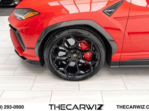 Used 2023 Lamborghini Urus Performante AWD/4WD image 13