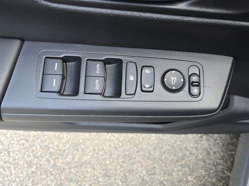 Used 2023 Honda CR-V Sport image 25