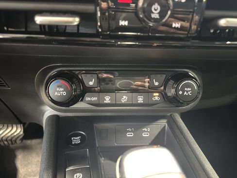 New 2026 Nissan Kicks SV w/ SV Premium Package image 16