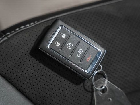 New 2025 Jeep Grand Cherokee 4WD image 41