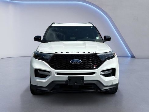 Used 2020 Ford Explorer ST w/ ST Street Pack image 2