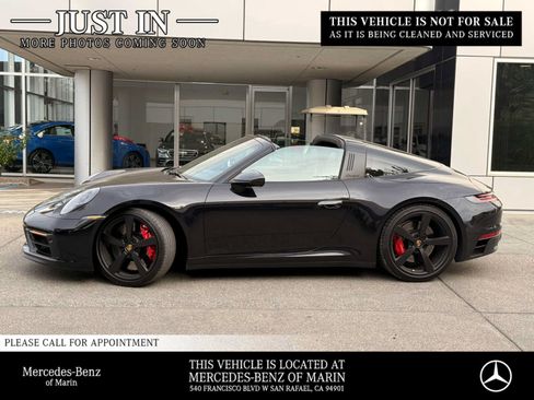 Used 2024 Porsche 911 Targa 4 GTS AWD/4WD image 3