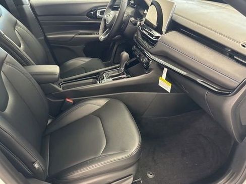 New 2026 Jeep Compass Limited image 22