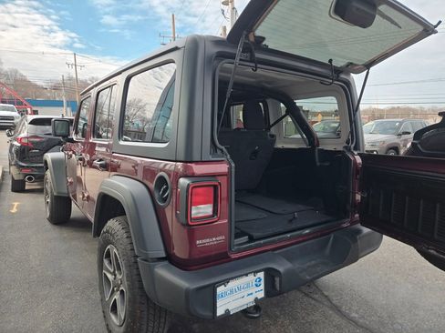 Certified 2021 Jeep Wrangler Unlimited Sport S image 9