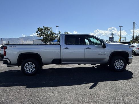 Used 2023 Chevrolet Silverado 2500 LTZ image 4