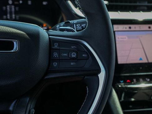 New 2026 Jeep Grand Cherokee Limited RWD image 27