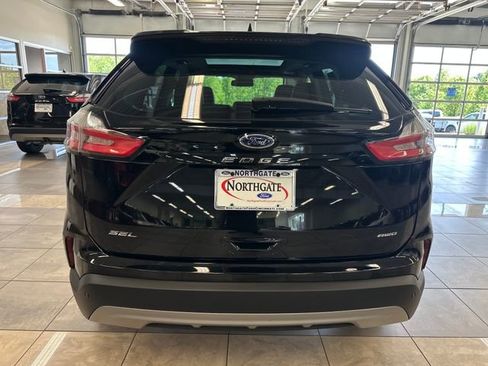 Used 2024 Ford Edge SEL w/ Convenience Package AWD/4WD image 14