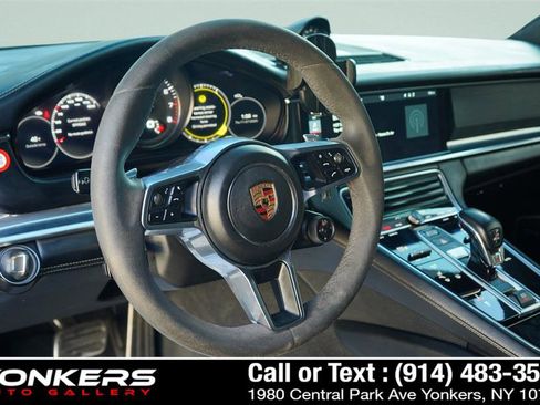 Used 2019 Porsche Panamera GTS image 41