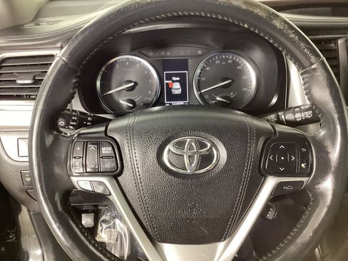 Used 2016 Toyota Highlander Limited Platinum AWD/4WD image 15