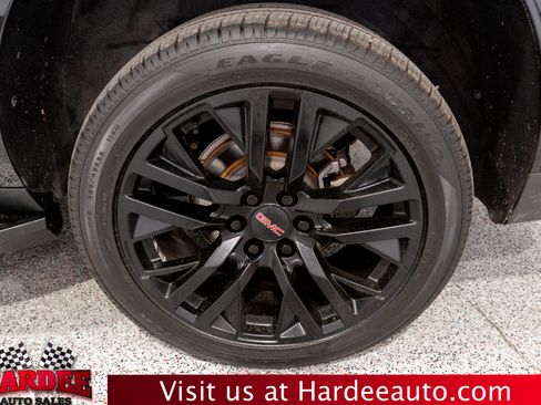 Used 2021 GMC Yukon XL SLT w/ SLT Premium Package AWD/4WD image 10